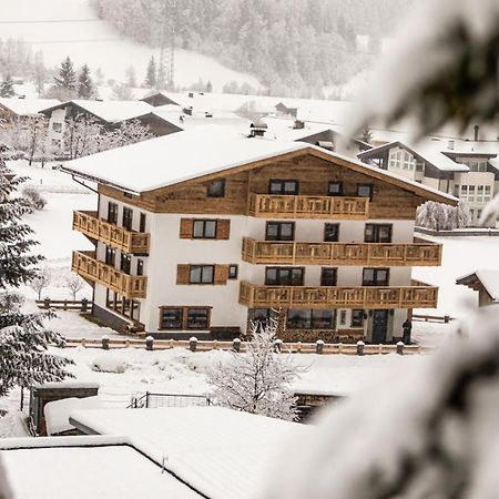 Hotel Kitzalpen Pension Hollersbach im Pinzgau Exteriér fotografie